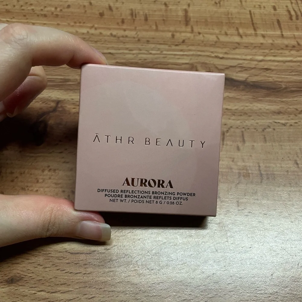 TYS BEAUTY Lip Crayon Liner & ĀTHR BEAUTY Diffused Reflections Bronzing Powder
